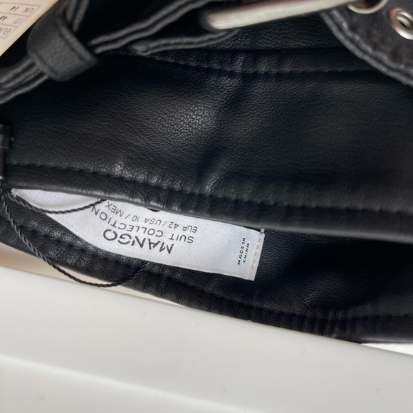 Mango leather skirt in black - Picture 3 of 3